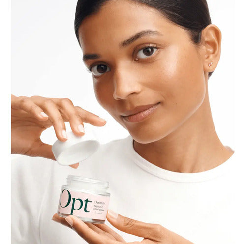 Crema Ligera Even Out Optimals Opt 50ml Oriflame Normal A Grasa Día/noche
