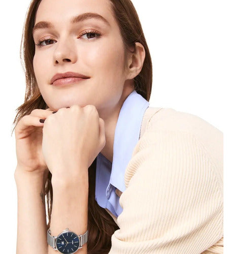 Reloj Escape Women's Watch Oriflame Plateado Azul