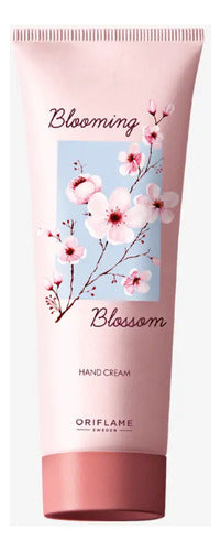 Set Blooming Blossom Crema Manos Y Jabón En Barra Oriflame