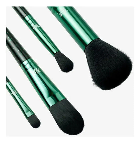 Set De Brochas Para Maquillaje Hidden Gems Oriflame Verde